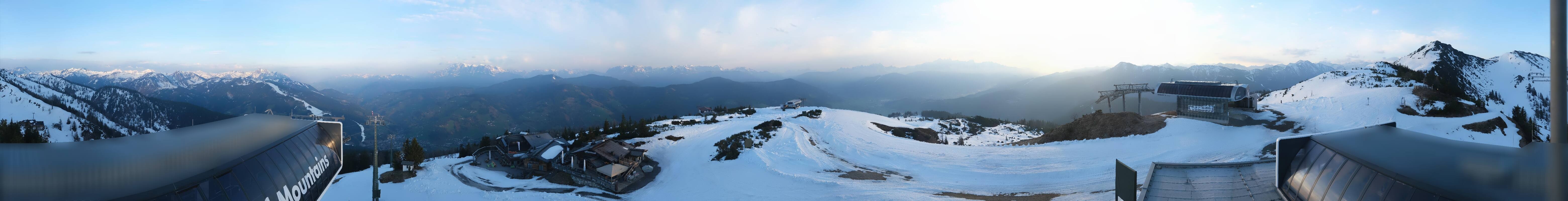 Archiv Foto Webcam Wagrain Grießenkareck - Bergstation Flying Mozart