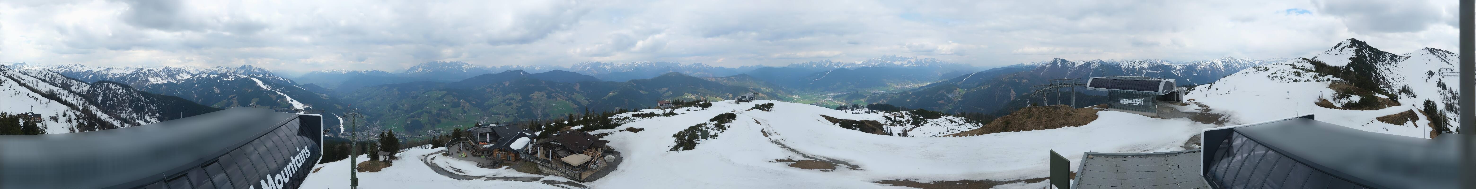 Archiv Foto Webcam Wagrain Grießenkareck - Bergstation Flying Mozart