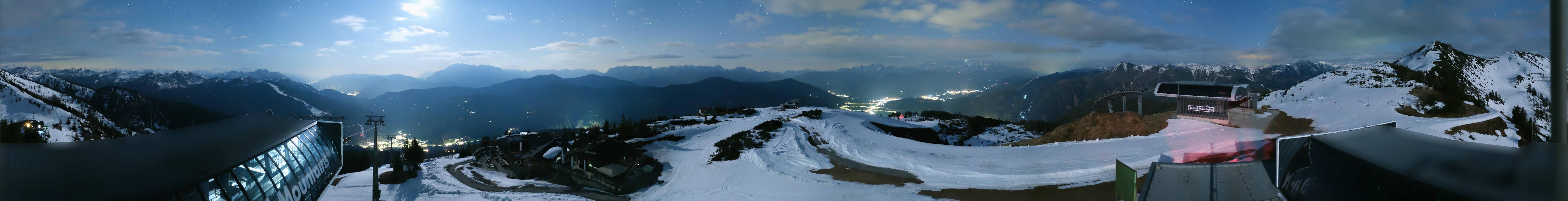 Archiv Foto Webcam Wagrain Grießenkareck - Bergstation Flying Mozart