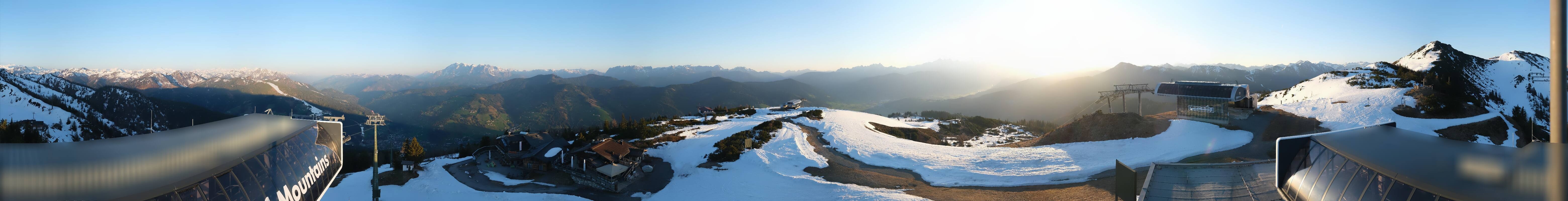 Archiv Foto Webcam Wagrain Grießenkareck - Bergstation Flying Mozart