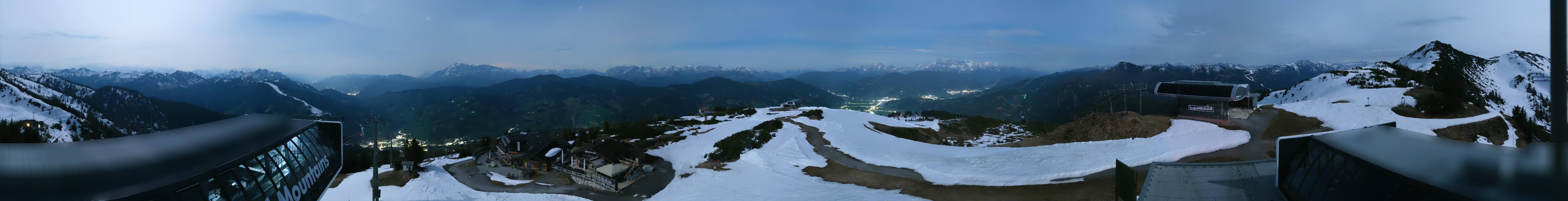 Archiv Foto Webcam Wagrain Grießenkareck - Bergstation Flying Mozart