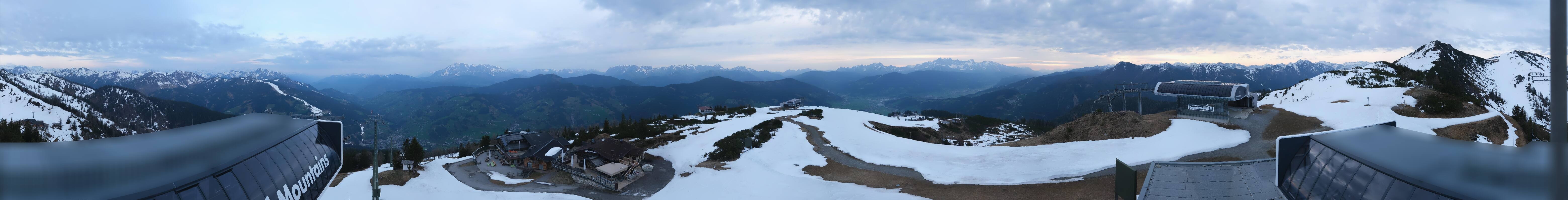 Archiv Foto Webcam Wagrain Grießenkareck - Bergstation Flying Mozart
