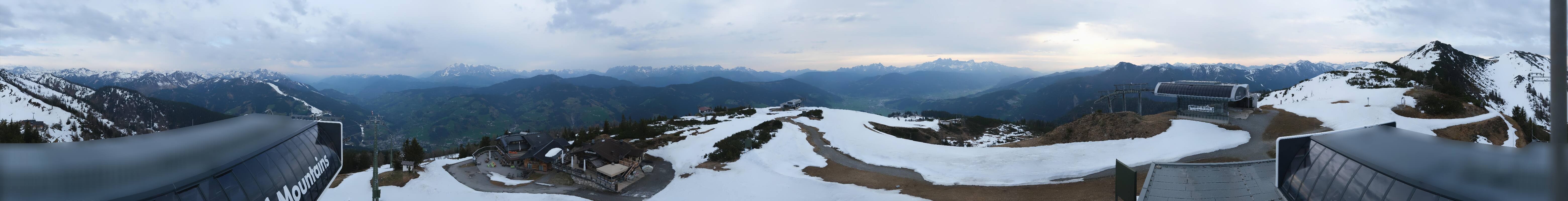 Archiv Foto Webcam Wagrain Grießenkareck - Bergstation Flying Mozart