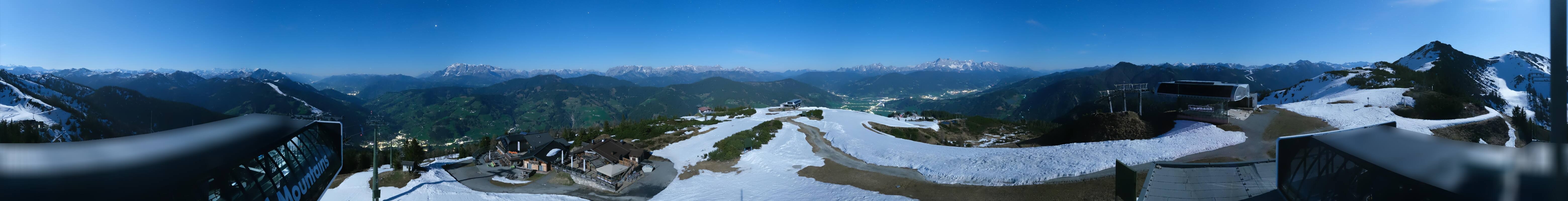 Archiv Foto Webcam Wagrain Grießenkareck - Bergstation Flying Mozart