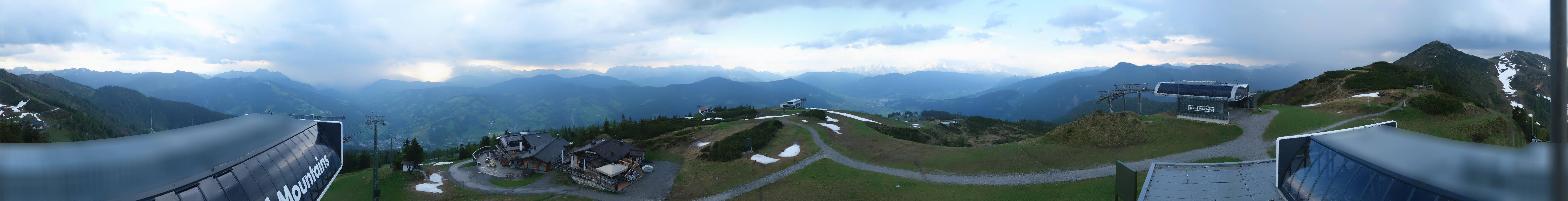 Archiv Foto Webcam Wagrain Grießenkareck - Bergstation Flying Mozart