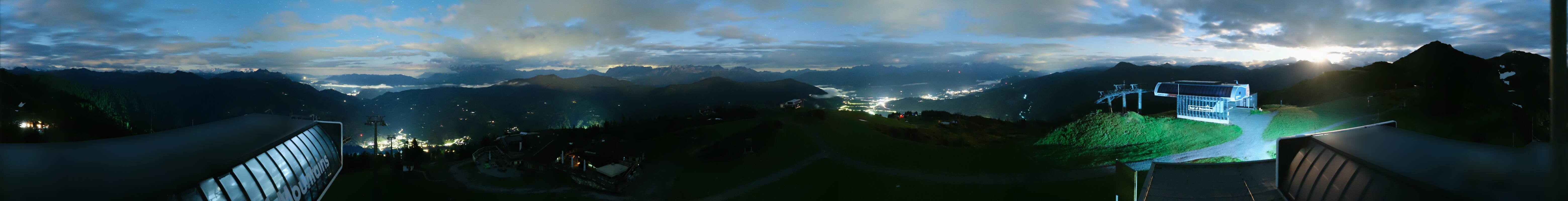 Archiv Foto Webcam Wagrain Grießenkareck - Bergstation Flying Mozart