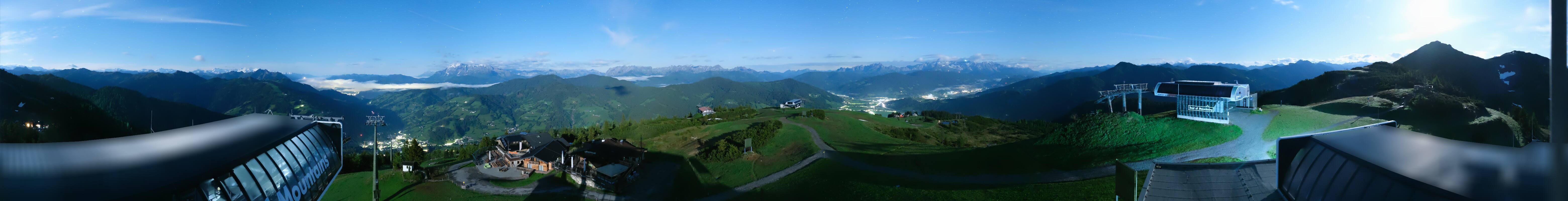 Archiv Foto Webcam Wagrain Grießenkareck - Bergstation Flying Mozart