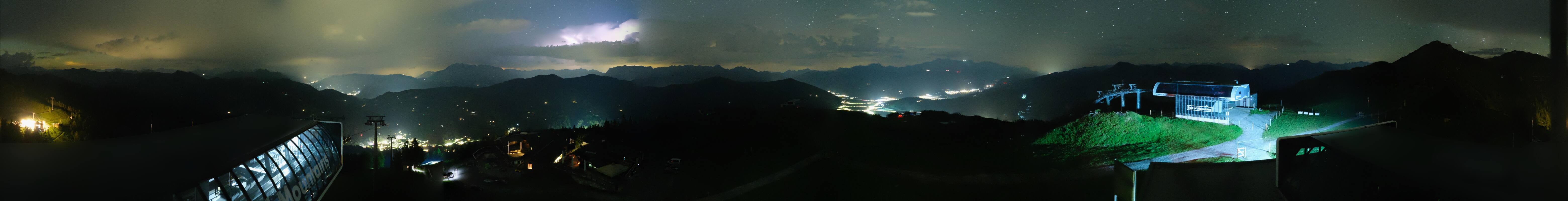 Archiv Foto Webcam Wagrain Grießenkareck - Bergstation Flying Mozart