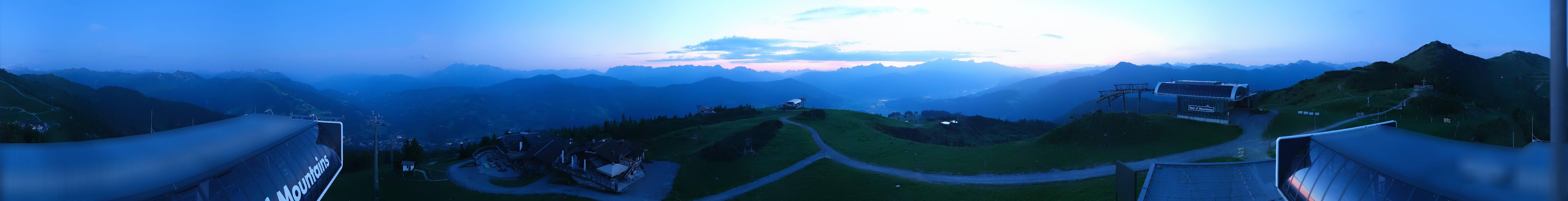 Archiv Foto Webcam Wagrain Grießenkareck - Bergstation Flying Mozart