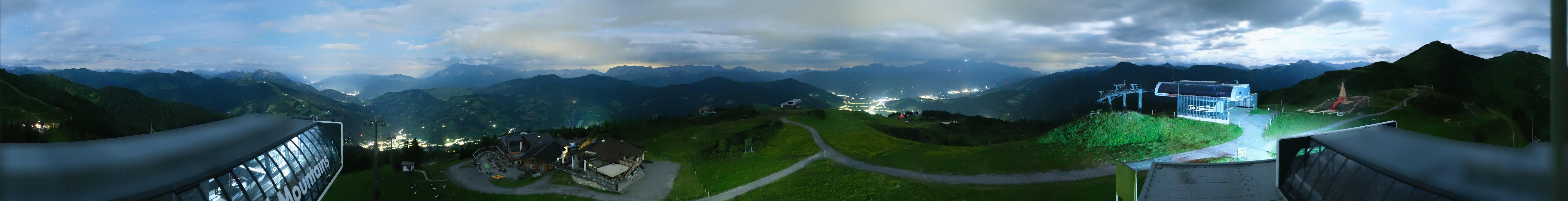 Archiv Foto Webcam Wagrain Grießenkareck - Bergstation Flying Mozart
