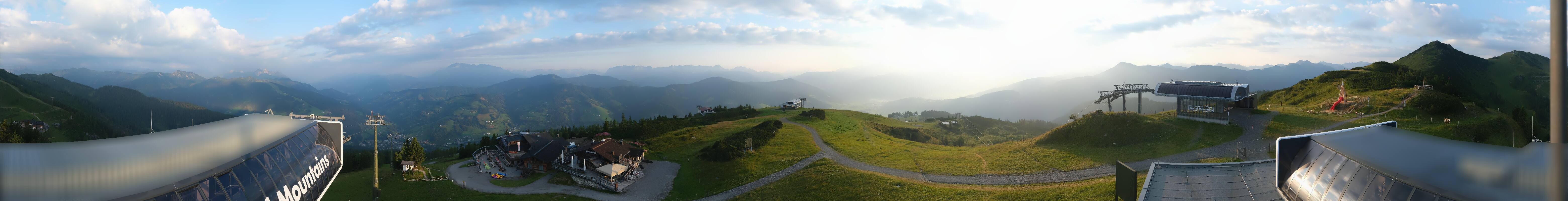 Archiv Foto Webcam Wagrain Grießenkareck - Bergstation Flying Mozart