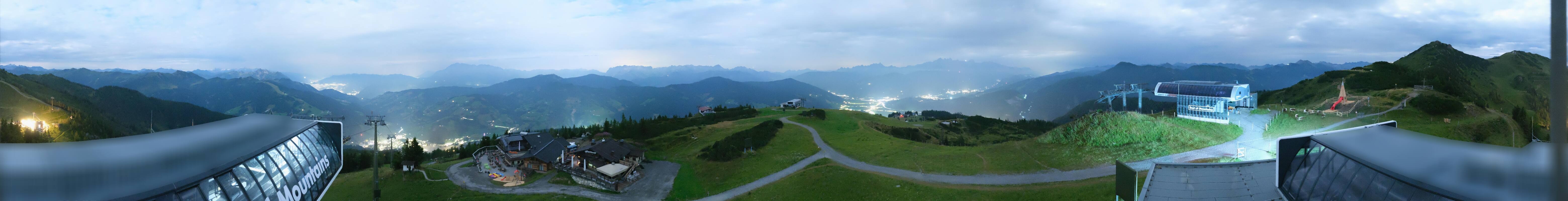 Archiv Foto Webcam Wagrain Grießenkareck - Bergstation Flying Mozart
