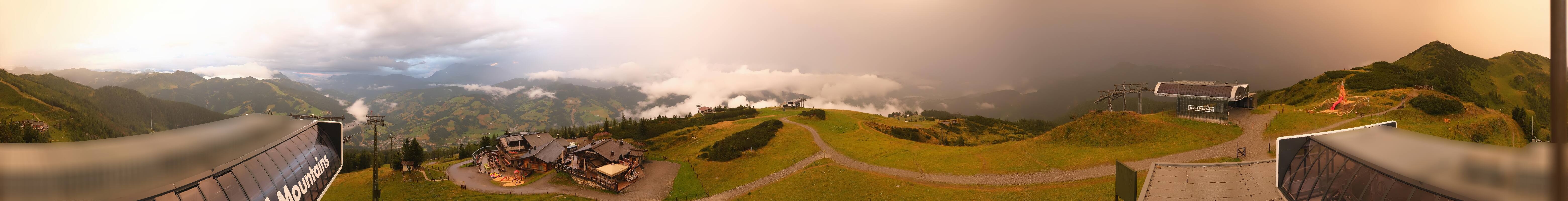 Archiv Foto Webcam Wagrain Grießenkareck - Bergstation Flying Mozart