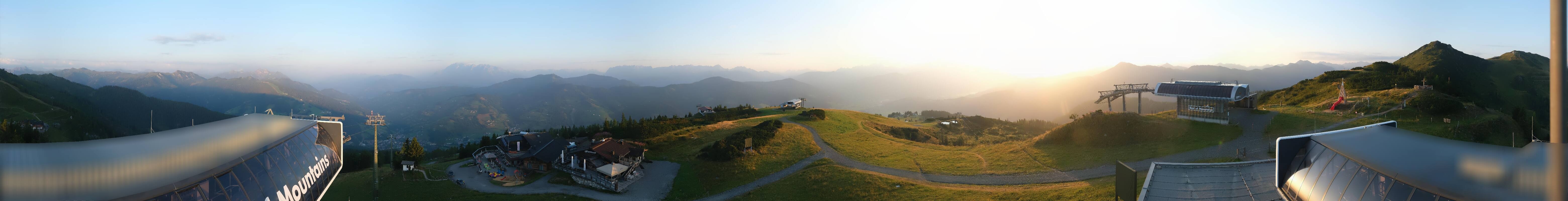 Archiv Foto Webcam Wagrain Grießenkareck - Bergstation Flying Mozart