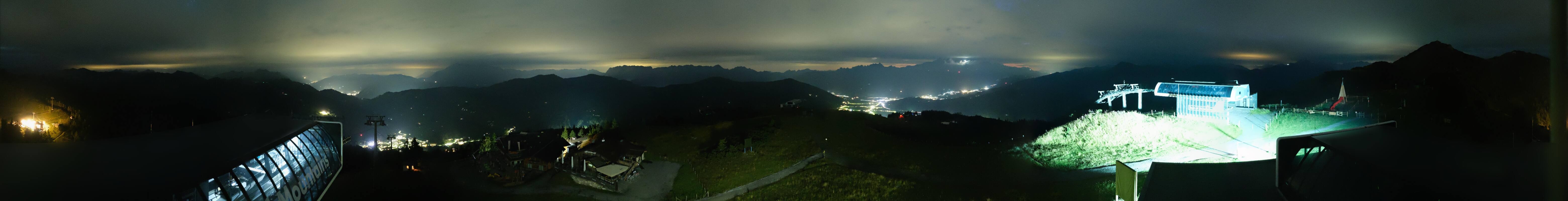Archiv Foto Webcam Wagrain Grießenkareck - Bergstation Flying Mozart