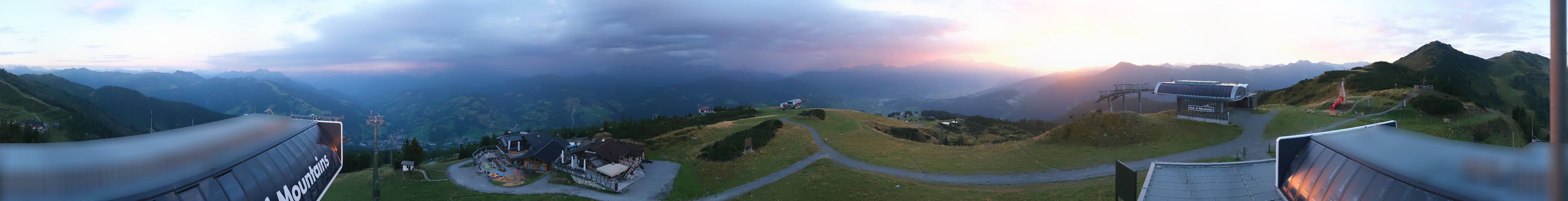 Archiv Foto Webcam Wagrain Grießenkareck - Bergstation Flying Mozart