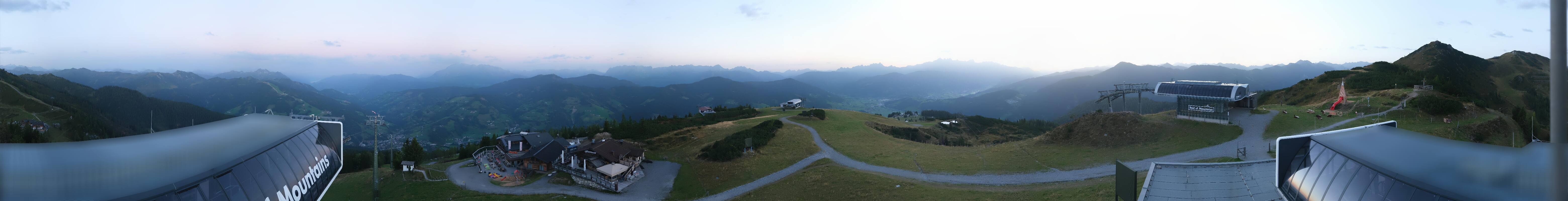 Archiv Foto Webcam Wagrain Grießenkareck - Bergstation Flying Mozart
