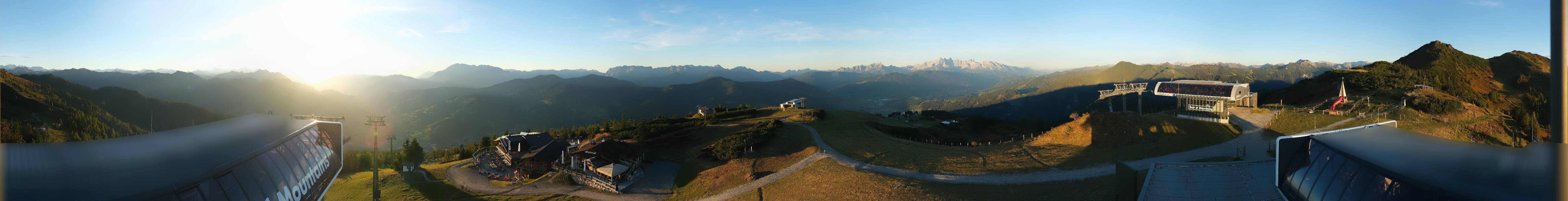 Archiv Foto Webcam Wagrain Grießenkareck - Bergstation Flying Mozart