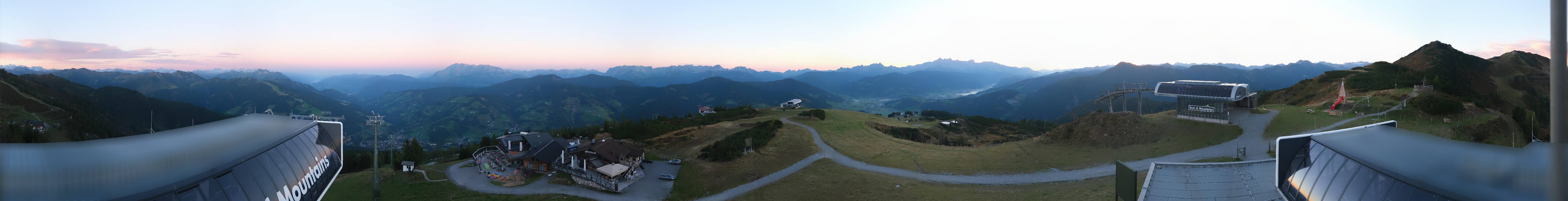 Archiv Foto Webcam Wagrain Grießenkareck - Bergstation Flying Mozart