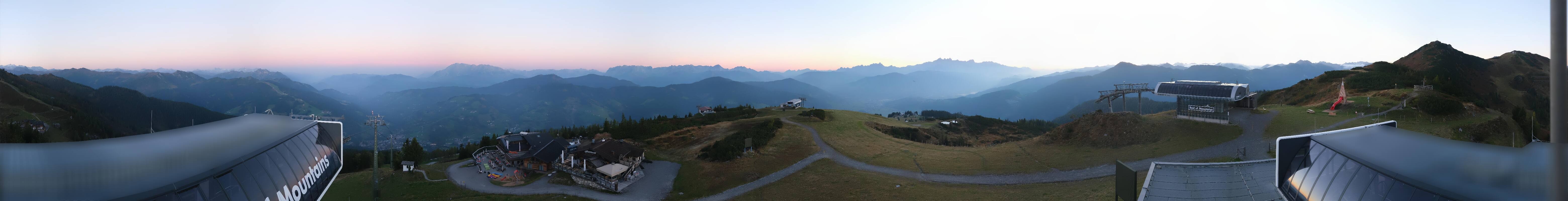 Archiv Foto Webcam Wagrain Grießenkareck - Bergstation Flying Mozart