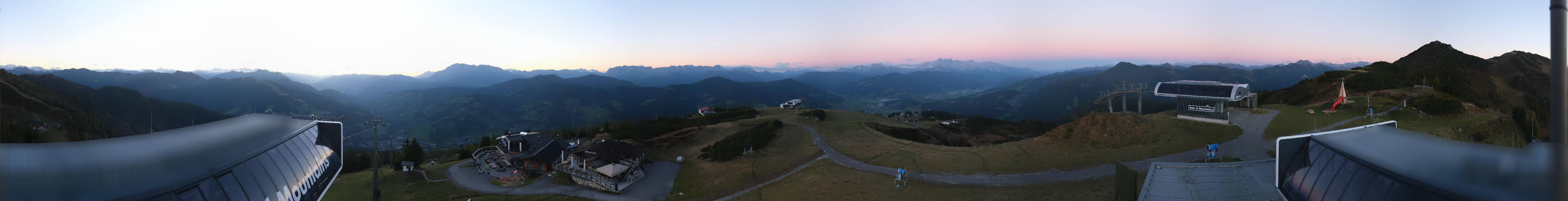 Archiv Foto Webcam Wagrain Grießenkareck - Bergstation Flying Mozart