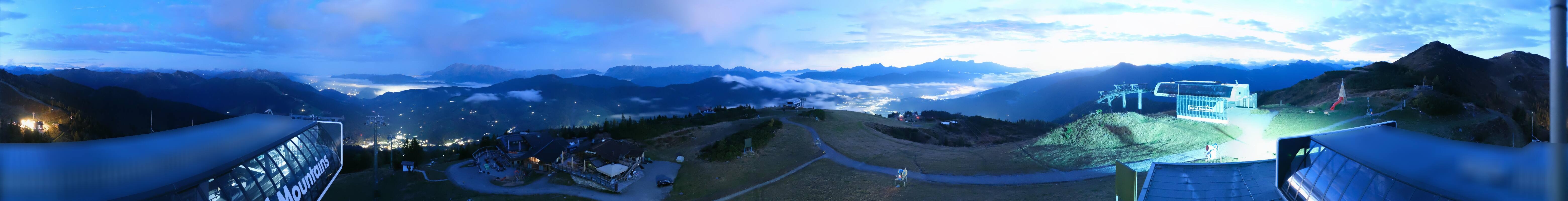 Archiv Foto Webcam Wagrain Grießenkareck - Bergstation Flying Mozart