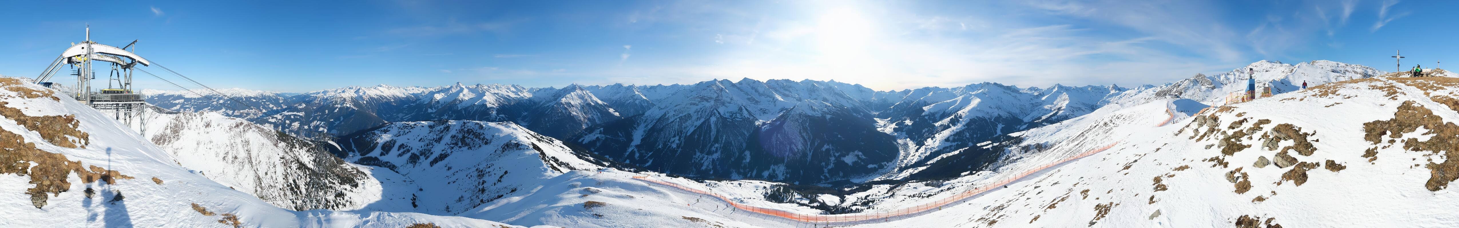 Archived image Webcam Tux - View from the Wanglspitze