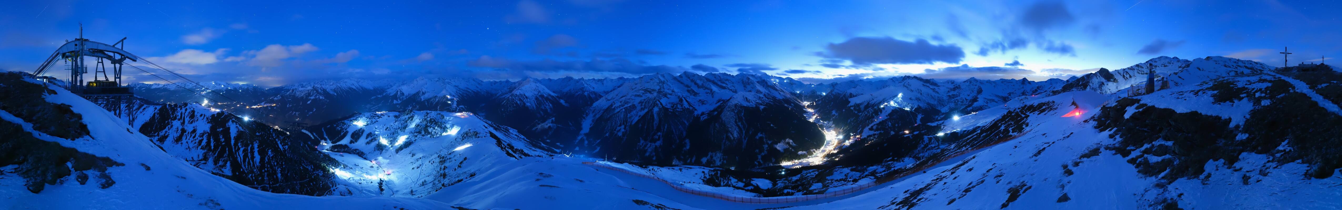 Archiv Foto Webcam Tux - Ausblick von der Wanglspitze