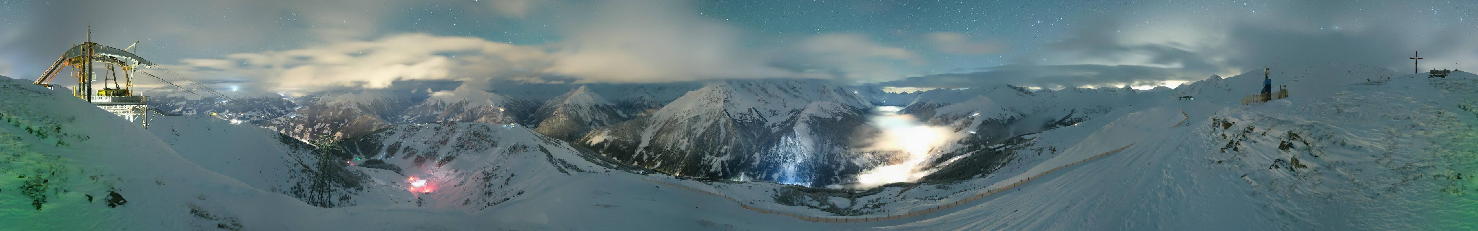 Archived image Webcam Tux - View from the Wanglspitze