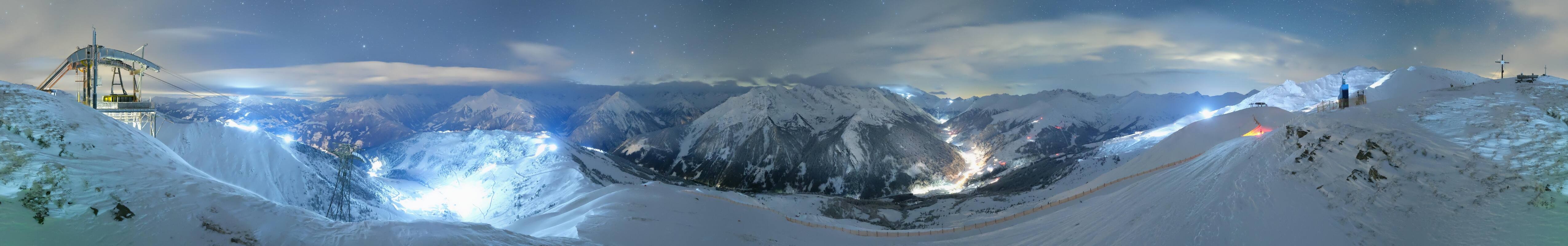 Archived image Webcam Tux - View from the Wanglspitze
