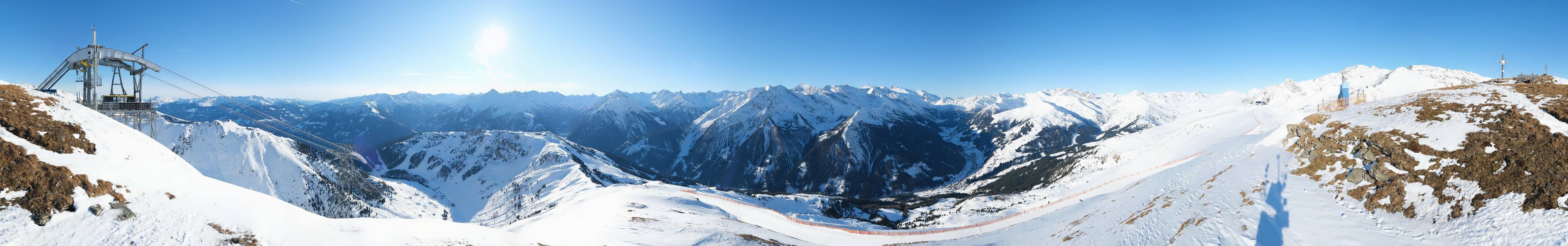 Archived image Webcam Tux - View from the Wanglspitze