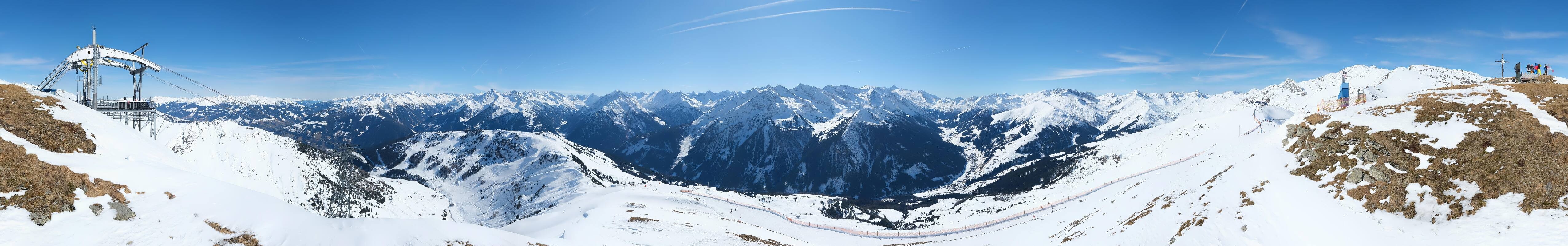 Archived image Webcam Tux - View from the Wanglspitze