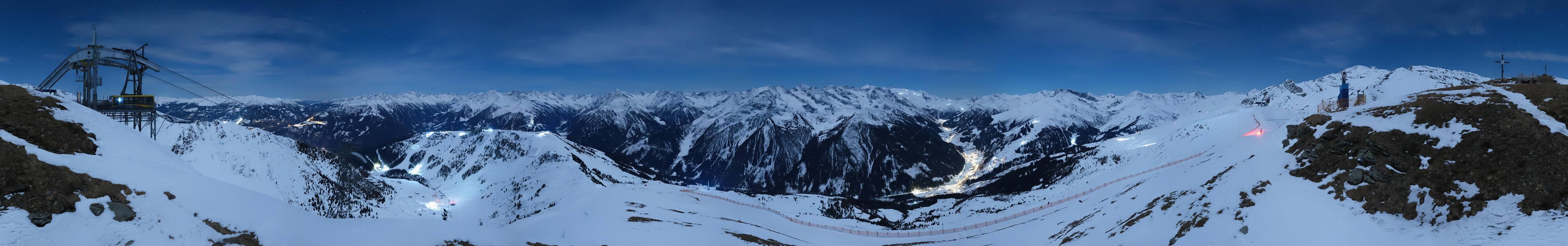 Archived image Webcam Tux - View from the Wanglspitze