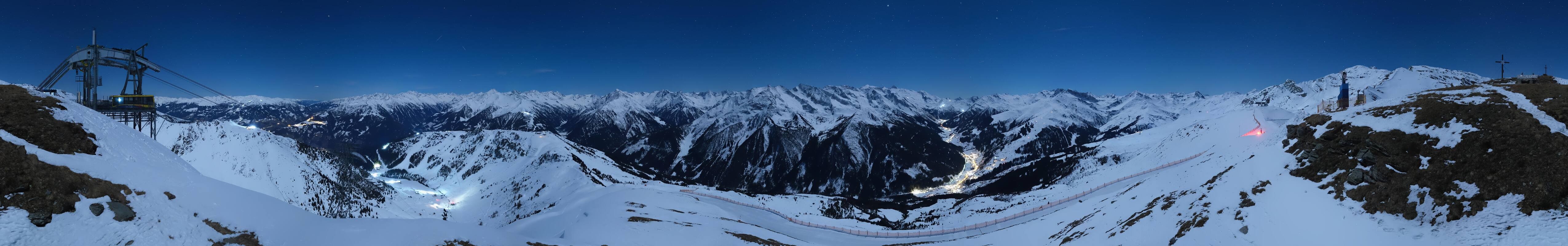 Archived image Webcam Tux - View from the Wanglspitze