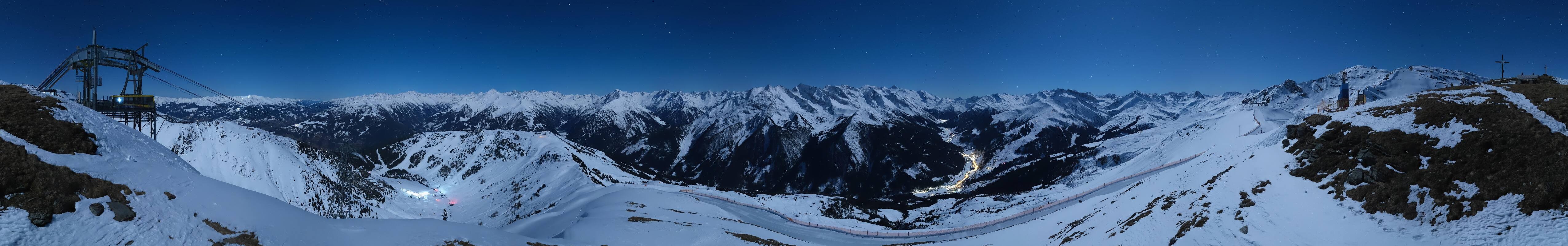 Archived image Webcam Tux - View from the Wanglspitze