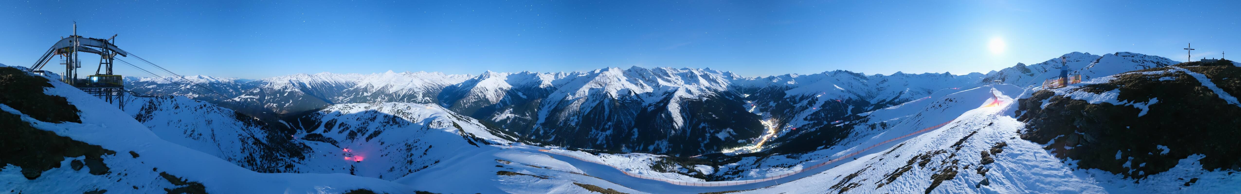Archiv Foto Webcam Tux - Ausblick von der Wanglspitze