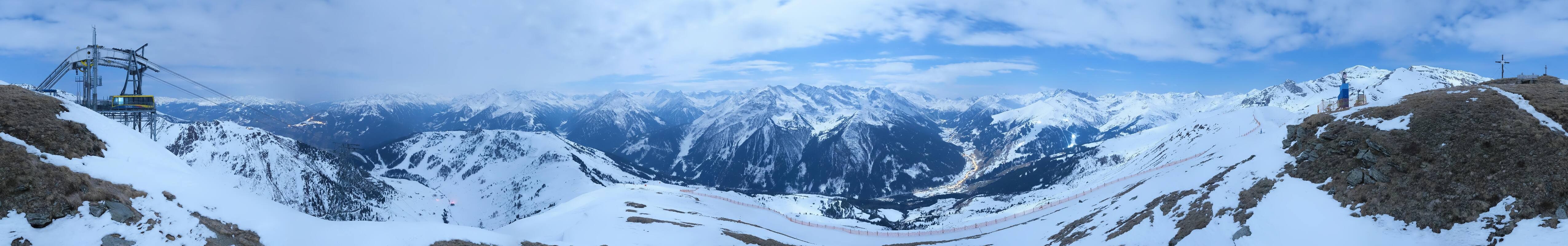 Archiv Foto Webcam Tux - Ausblick von der Wanglspitze