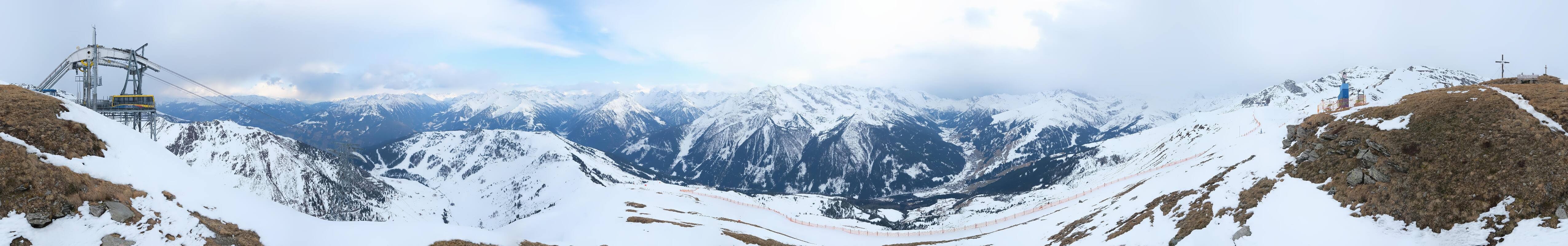 Archiv Foto Webcam Tux - Ausblick von der Wanglspitze