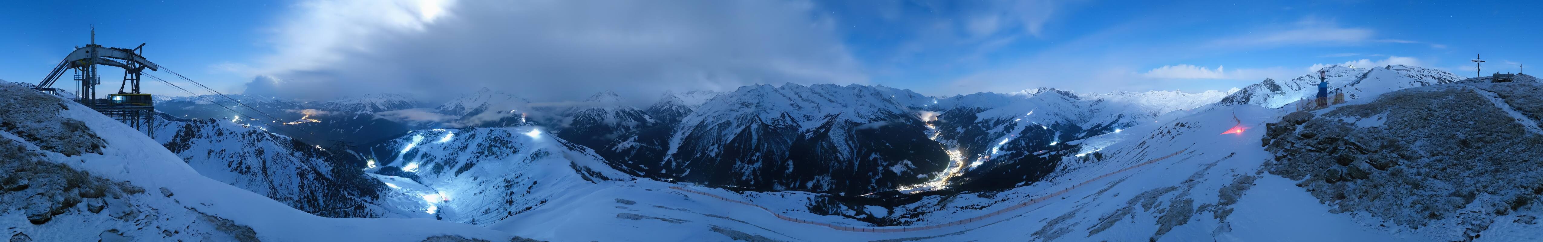 Archiv Foto Webcam Tux - Ausblick von der Wanglspitze