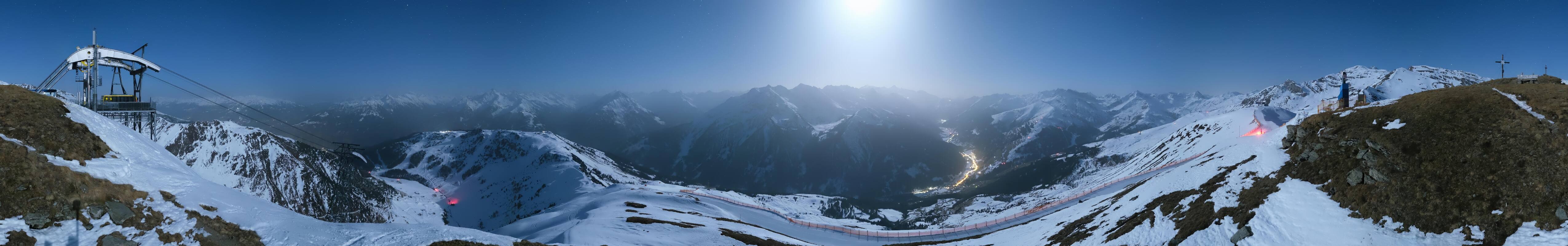 Archiv Foto Webcam Tux - Ausblick von der Wanglspitze