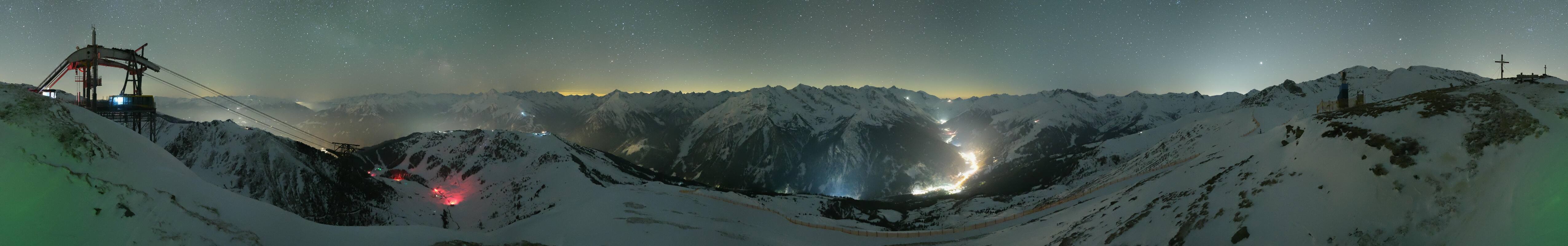 Archiv Foto Webcam Tux - Ausblick von der Wanglspitze