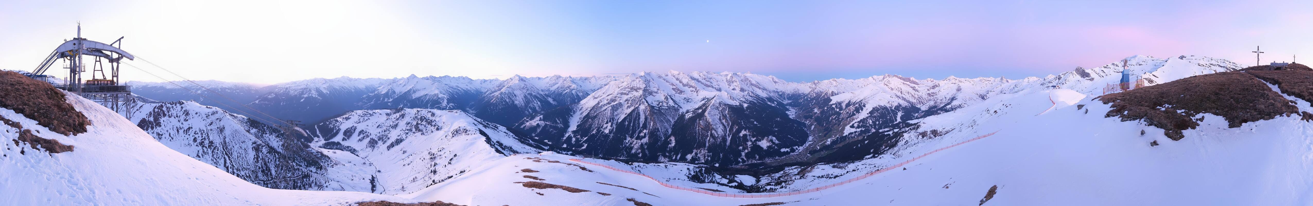 Archiv Foto Webcam Tux - Ausblick von der Wanglspitze