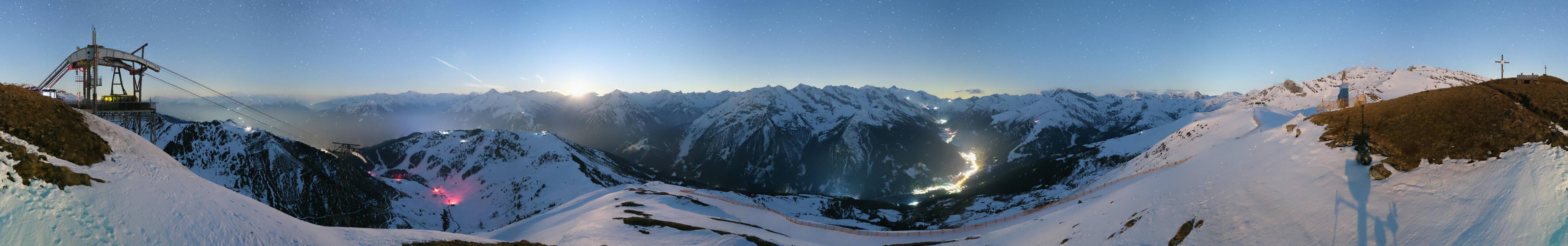 Archiv Foto Webcam Tux - Ausblick von der Wanglspitze