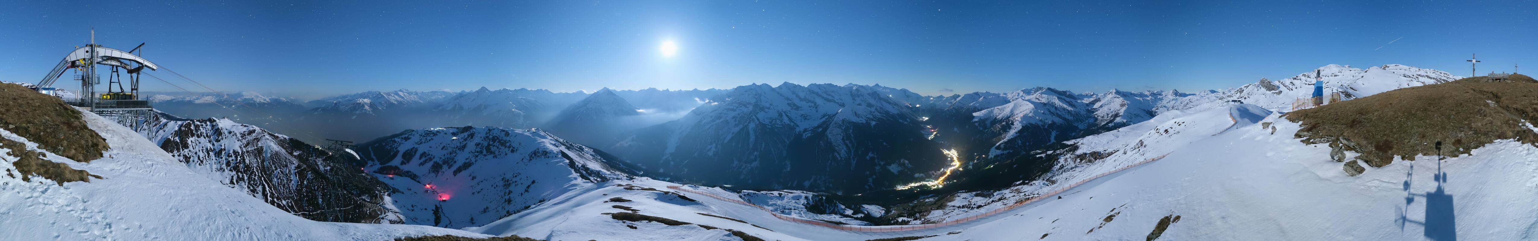 Archiv Foto Webcam Tux - Ausblick von der Wanglspitze