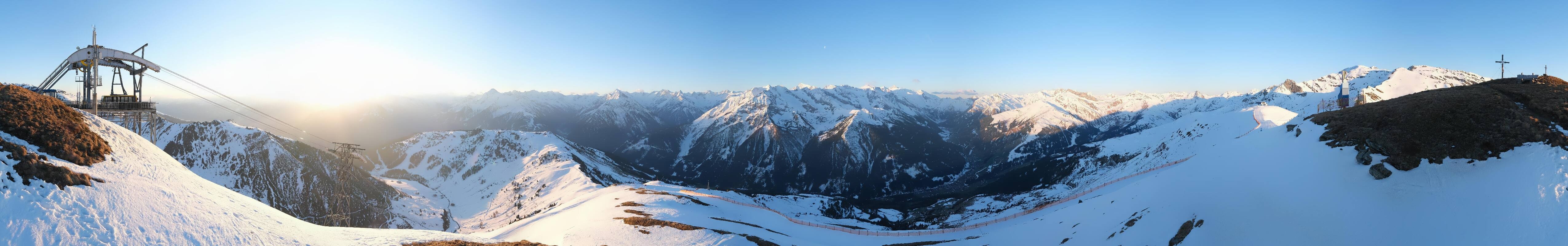 Archiv Foto Webcam Tux - Ausblick von der Wanglspitze