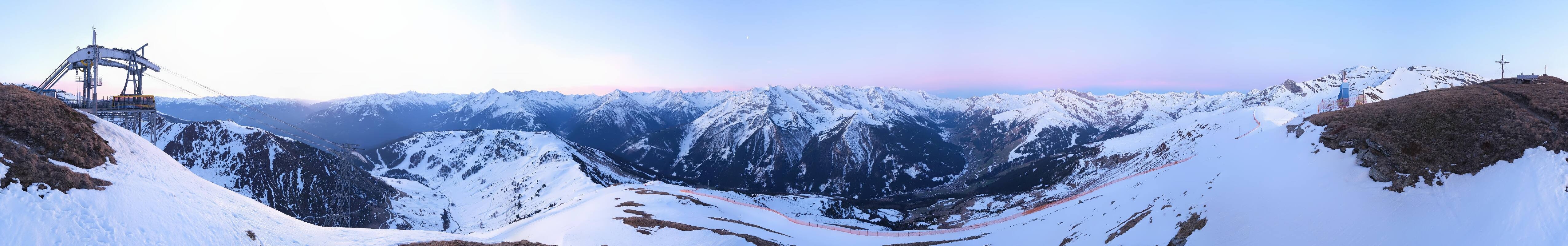 Archiv Foto Webcam Tux - Ausblick von der Wanglspitze