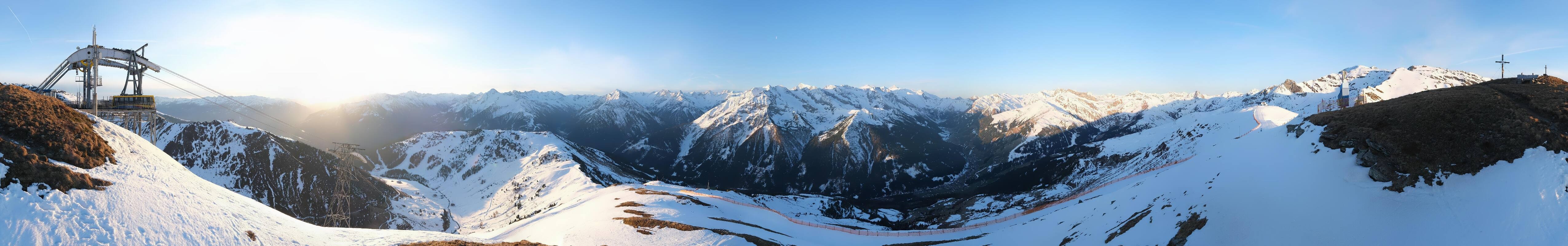 Archiv Foto Webcam Tux - Ausblick von der Wanglspitze