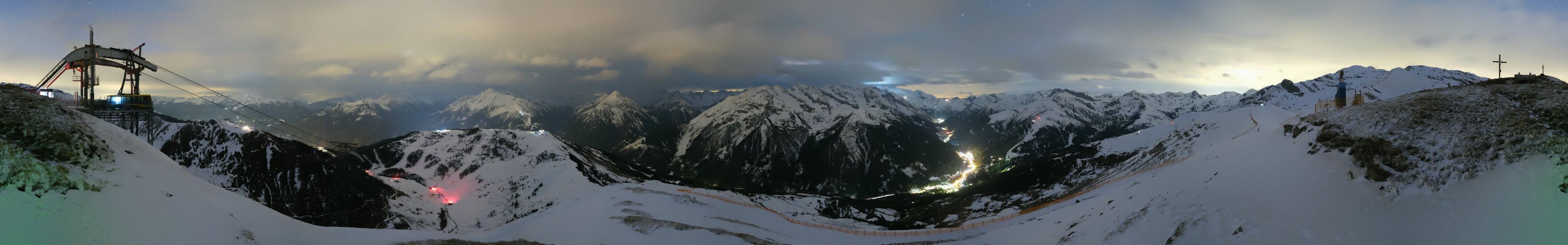 Archiv Foto Webcam Tux - Ausblick von der Wanglspitze