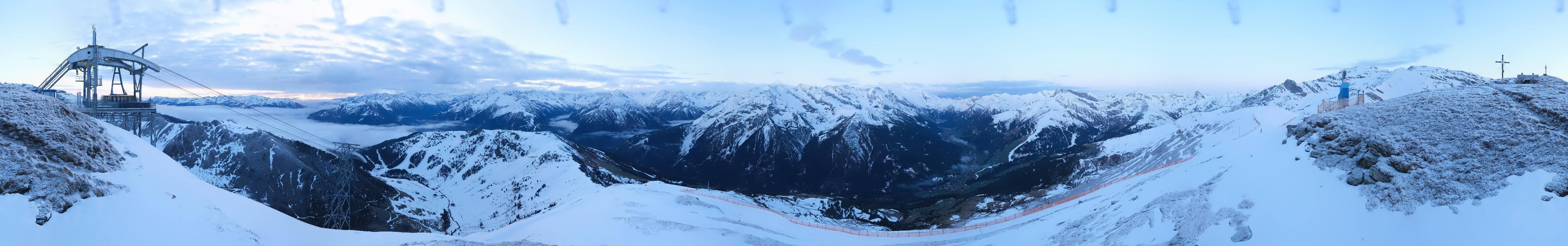 Archiv Foto Webcam Tux - Ausblick von der Wanglspitze