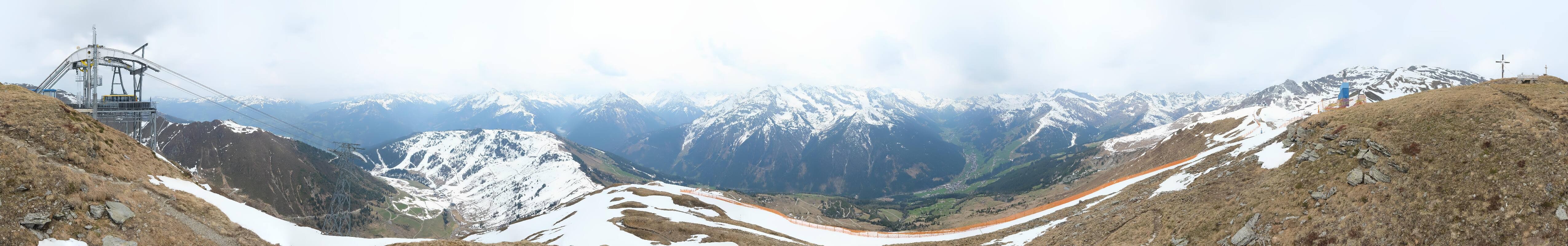 Archived image Webcam Tux - View from the Wanglspitze